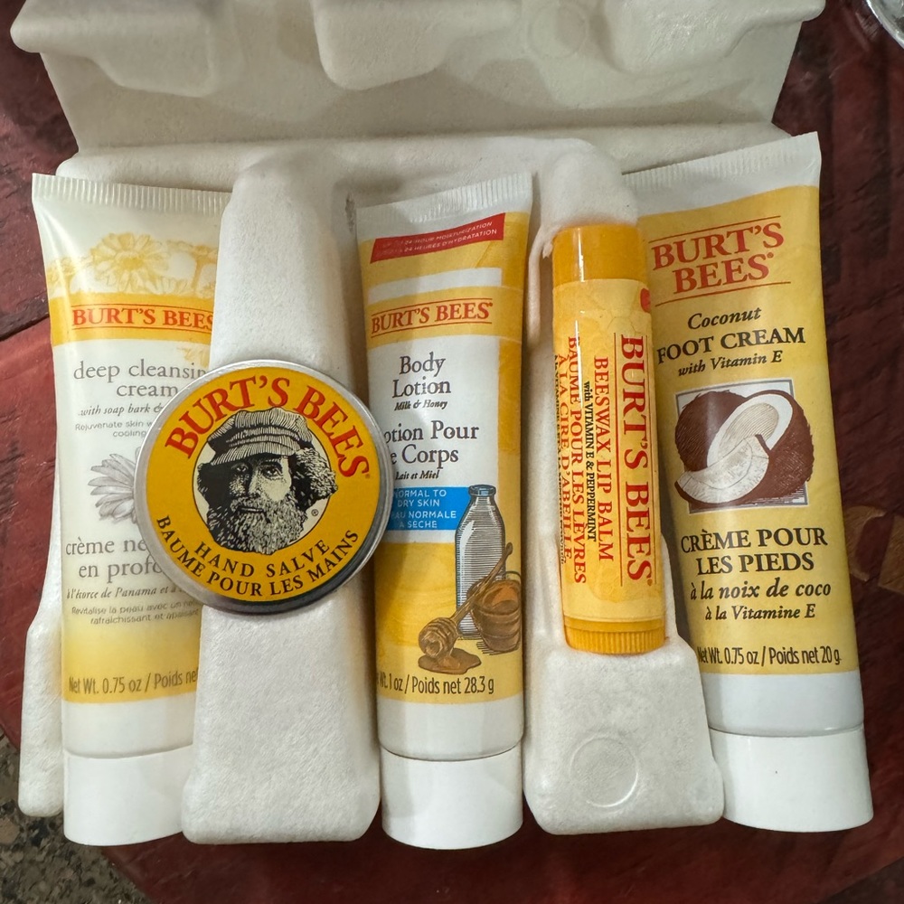 Burt's Bees Kit - Picture 3 of 4